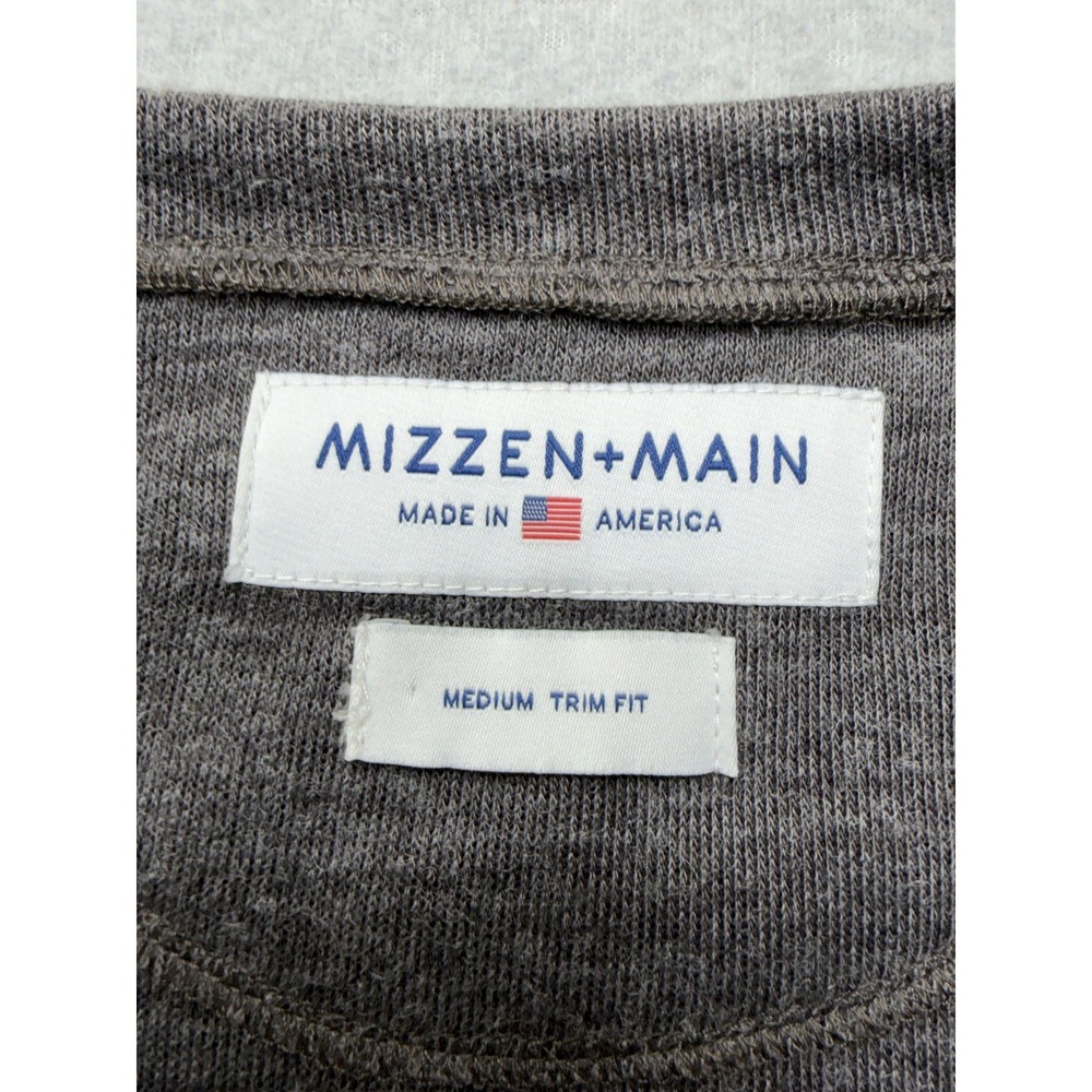 Mizzen+Main Sweater Mens Medium Gray V Neck Pullover Trim Fit Made USA‎ Stretch - Picture 2 of 7